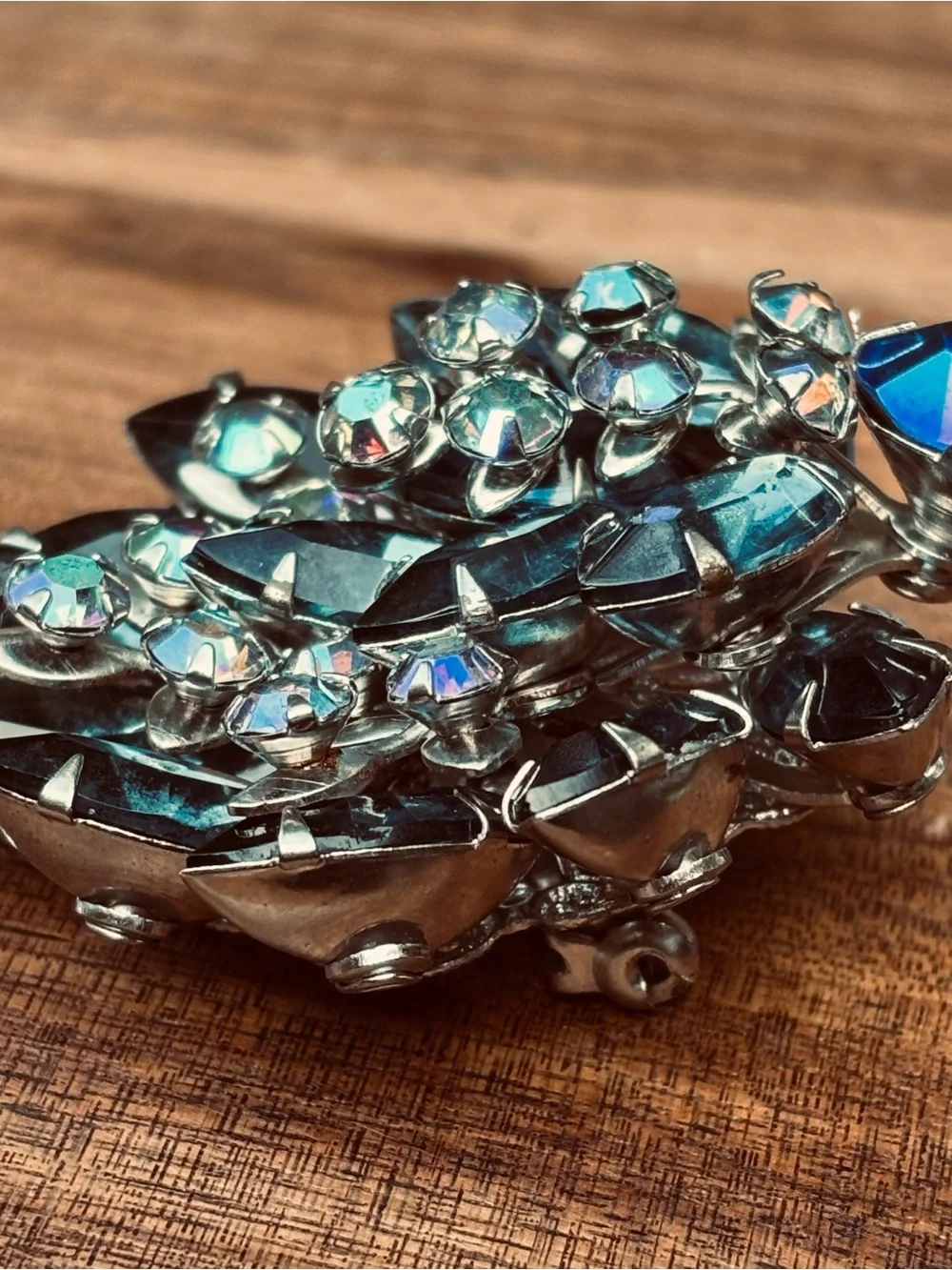 Blue Rhinestone & AB Leaf Cluster Brooch - Picture 5 of 7